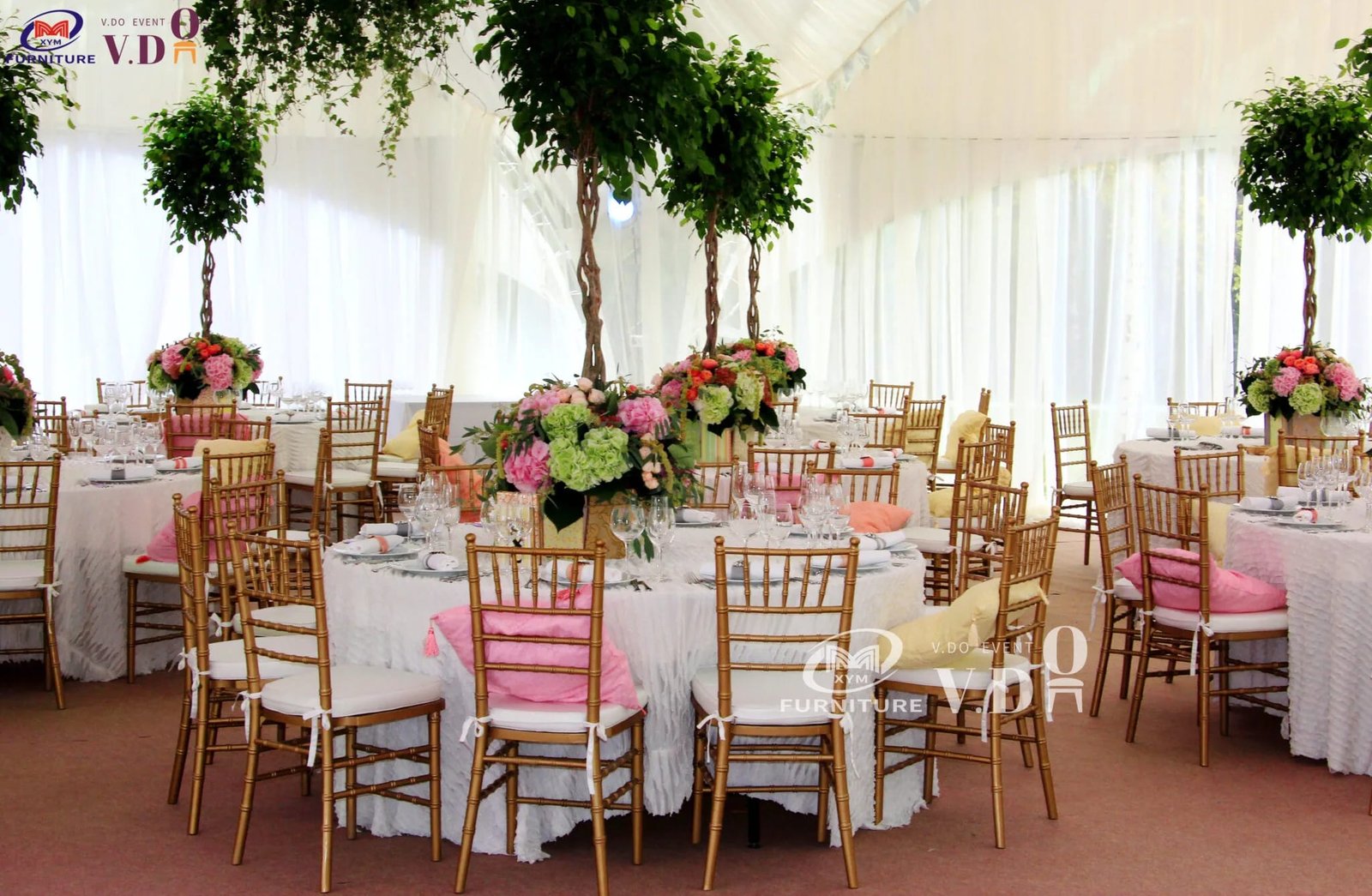 Metal Chiavari Chair - Image 3