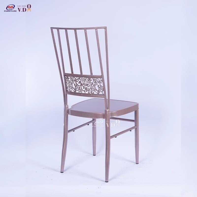 Metallic patterned chiavari chair - Image 3